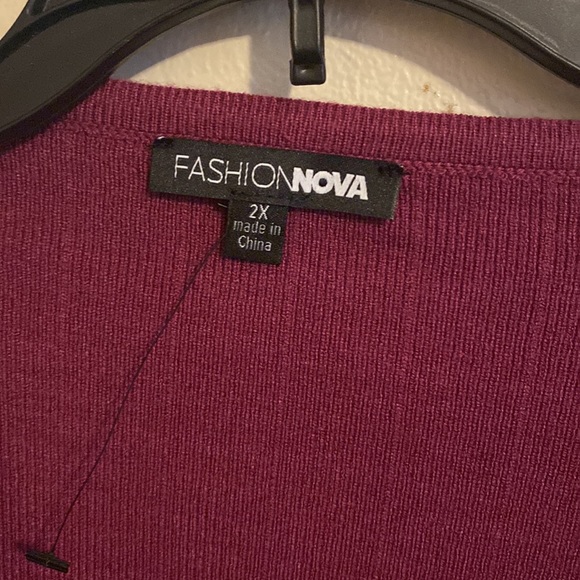 Burgundy Sweater - Picture 4 of 4